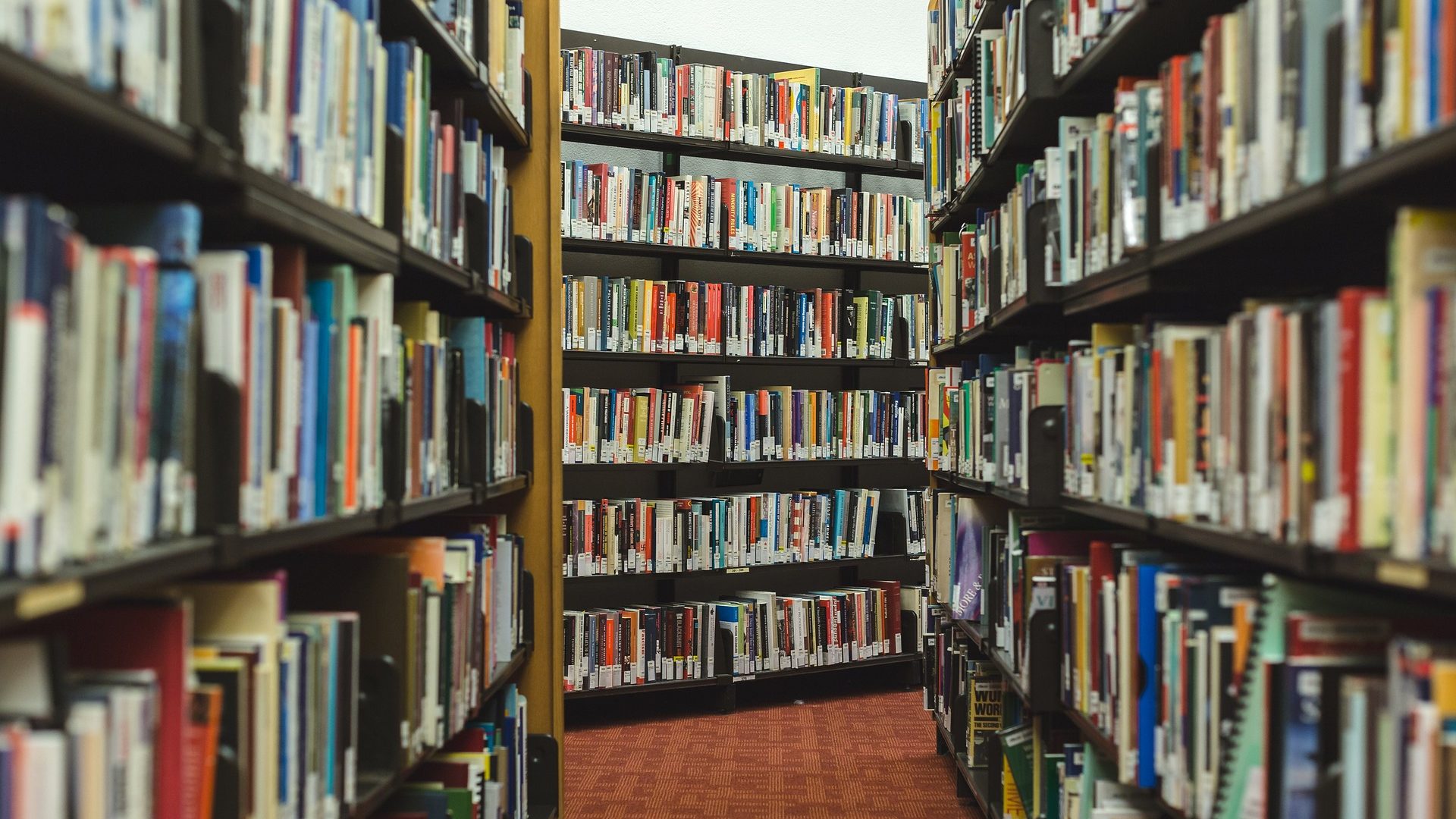 books-2562331_1920